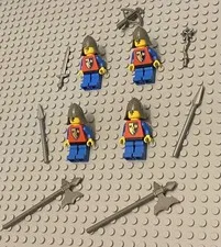 LEGO Knight Minifigures Lot of 4 Vintage Crusader Axe Knights Cas108 1987 Guys
