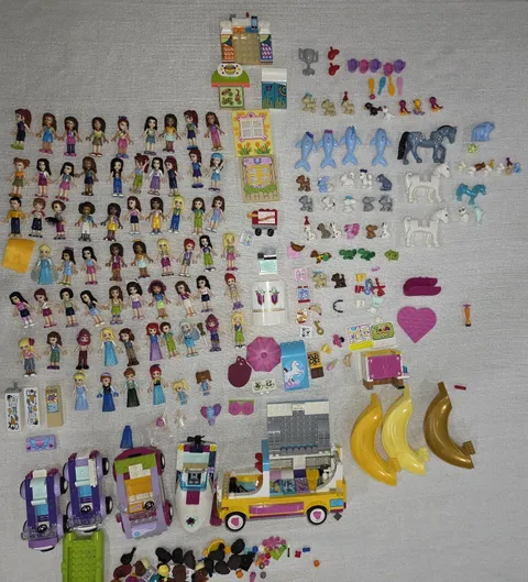 LEGO Friends Huge Lot 64 Minidolls,Animals Pers,Vehicules, Accessories, Parts. 