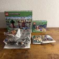 LEGO Minecraft 21261 The Wolf Stronghold & 21251 Steve's Desert Expedition bndle