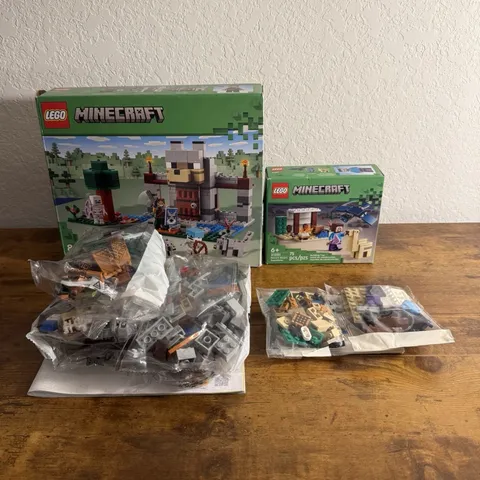 LEGO Minecraft 21261 The Wolf Stronghold & 21251 Steve's Desert Expedition bndle