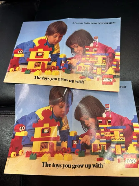LEGO 1985 Mail Order Service Catalog LEGO Duplo Illustrated English Booklets (2)