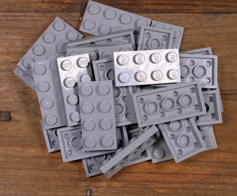 LEGO Light Bluish Gray Plate 2 x 4 Part No. 3020 Qty 25