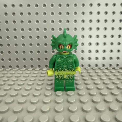 LEGO Minifigures Series 8 Swamp Creature Minifigure MOF014 Retired 2013