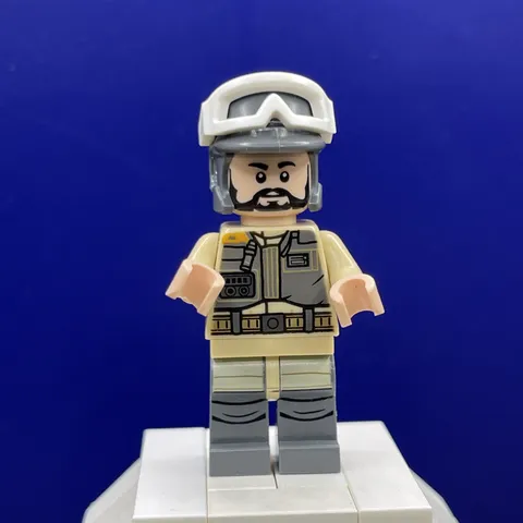 LEGO® Minifig sw0803 - Rebel Trooper - White Goggles
