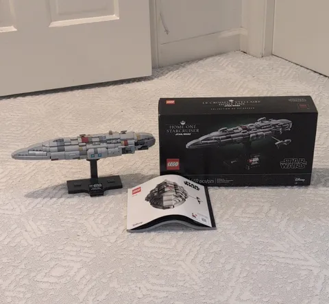 LEGO Star Wars Home One Starcruiser 75405 559 pcs
