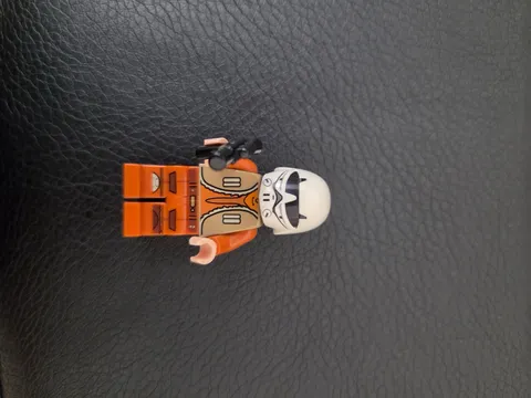 LEGO Ezra Bridger 75048 Helmet & Blaster The Phantom Rebels Star Wars Minifigure