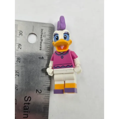 LEGO Disney Minifigure Daisy Duck Dark Pink Top