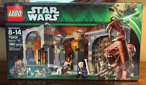 LEGO Star Wars Rancor Pit Set #75005 Sealed w/ Rancor, Malakili Minifigures