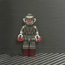 Lego Minifigure Ultron Prime (SH0175) From Avengers Age Of Ultron Set 76031