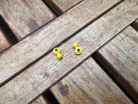 2 x LEGO Homemacker Maxifigure Hands Ref 3614a / Set 340 218 258 217 200