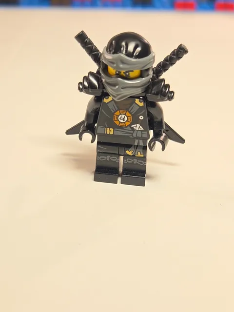 LEGO Ninjago Cole Deepstone Armor Possession Black Ninja Minifigure  NJO140
