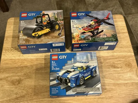 Lot Of 3 LEGO CITY: Police Car 60312, Helicopter 60411, Steamroller 60401 NEW