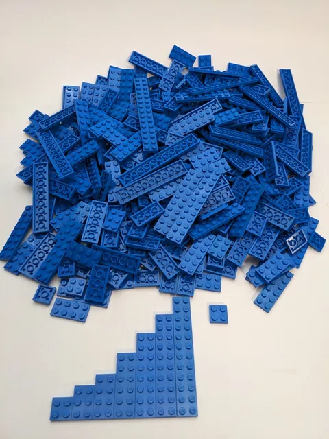 LEGO 400pcs 2x2 2x3 2x4 2x6 2x8 2x10 2x12 Assorted Plates Flat Lot Blue