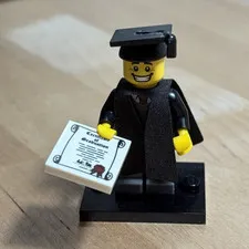 LEGO Graduate Minifigure Series 5 CMF 8805 College Graduation Cap Gown Diploma