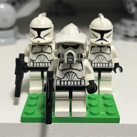 LEGO Star Wars Clone Trooper Phase 1 Clones and ARF Trooper