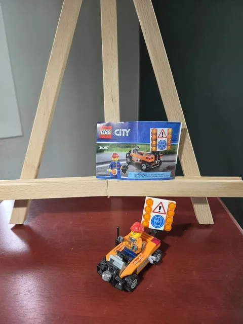 LEGO City Road Worker 30357 58pcs 2015 Polybag Complete Set No Box