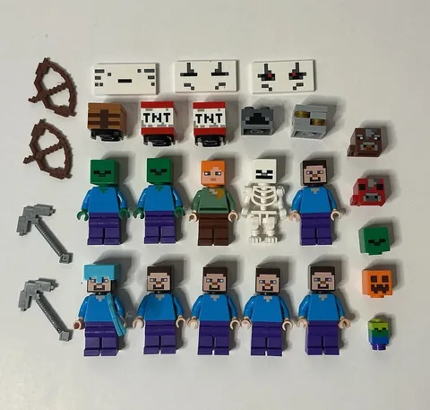 LEGO Minecraft Minifigures, Parts, & Accessories Lot (Steve, Alex +) READ DESCR…