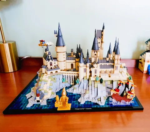 LEGO Harry Potter: Hogwarts Castle and Grounds 18+  (76419) Adult Pre-Owned