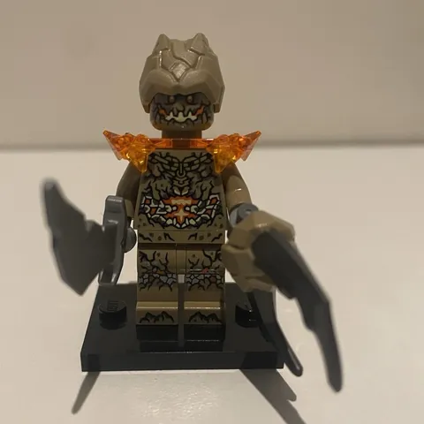 LEGO Ninjago Earth Monster Minifigure Dragons Rising 4 set 71850 NEW