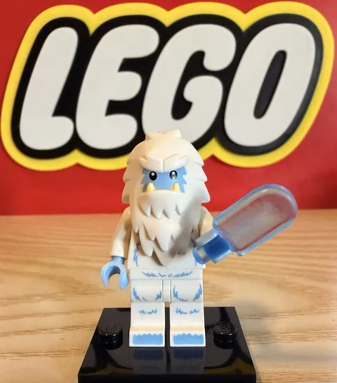 Lego CMF Series 11 Yeti Minifigure With Accessory