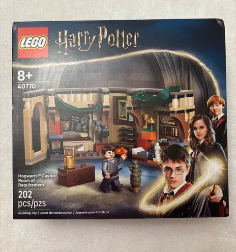 LEGO Harry Potter: (40770) Hogwarts Room of Requirement SEALED! RETIRED!