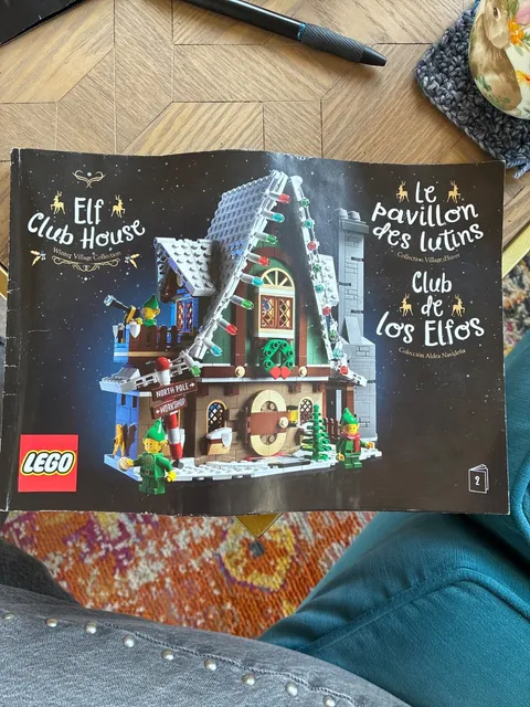LEGO Icons: Elf Club House (10275)