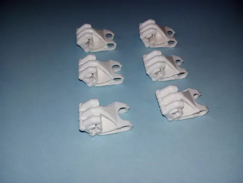 6 White Bionicle Lego 64251 Hero Factory Fist with Axle Hole - 3 fingers WYSIWYG