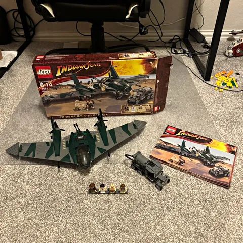 LEGO Indiana Jones 7683 Fight on the Flying Wing Raiders 376pc Box Instructions