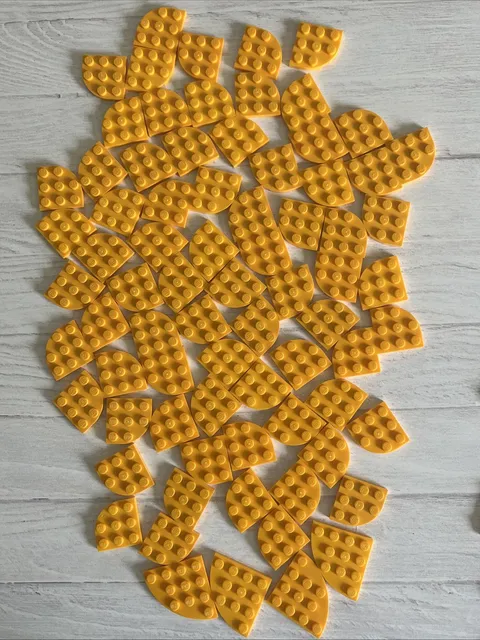 LEGO BRIGHT LIGHT ORANGE LOT 76 PCS 3X3 4X4 ROUND CORNER PLATE VARIETY