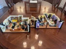 LEGO Icons The Friends Apartments 10292 - excellent condition 100% complete
