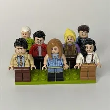 LEGO Minifigure Lot - FRIENDS + Gunther From set 21319 Lego Ideas Central Perk