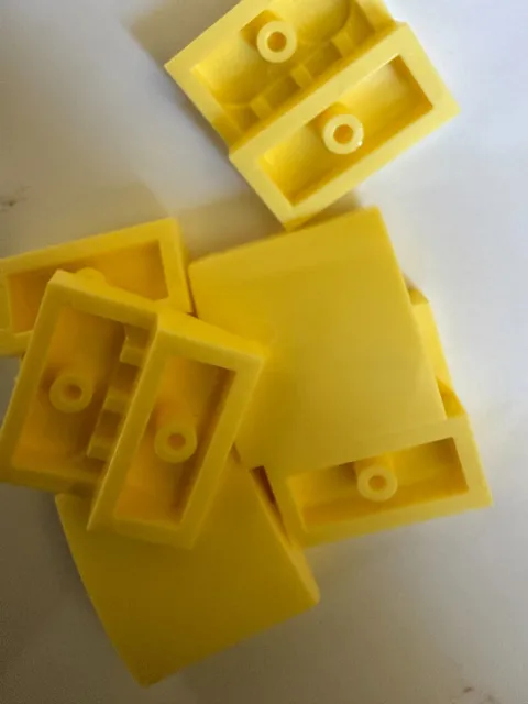LEGO PARTS- NEW- #15068-BRIGHT LIGHT YELLOW- SLOPE CURVED 2 X 2 -20 PIECES