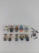10 Lego CITY Minifigure Lot 10 Assorted People Citizens Workers w/ Accessories