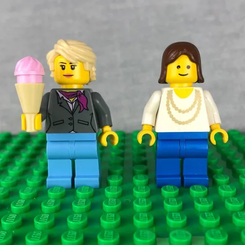 LEGO TOWN CITY Minifigure Mixed Lot x 2 Ladies Women Female Grandma Ice Cream