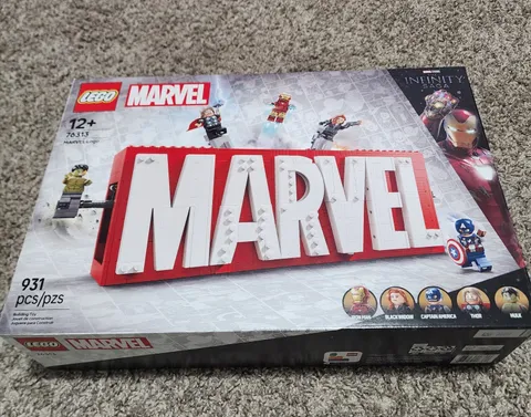 LEGO Marvel Marvel Logo & Minifigures 76313 931pcs Set 12+ Infinity Saga LE
