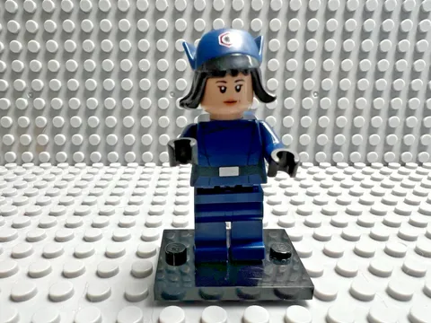 LEGO  Star Wars Minifigure - Rose Tico First Order Officer Disguise - SW0901
