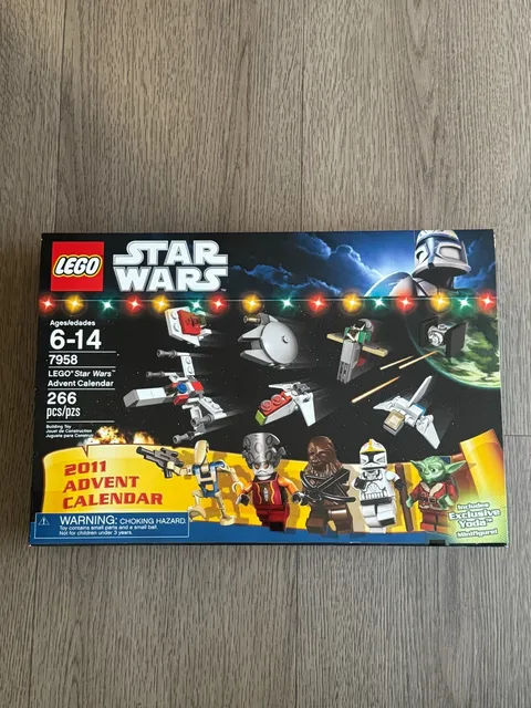 LEGO Star Wars 7958 Advent Calendar 2011 Sealed + SDCC 2011 Exclusive Mailer