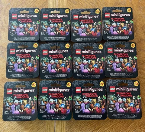 LEGO Dungeons & Dragons D&D Minifigures Complete Set of 12 Sealed