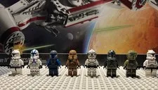 LEGO Star Wars Minifigure Lot of 7 Clone Troopers w/ 1 Mandelorian, Captain Gree