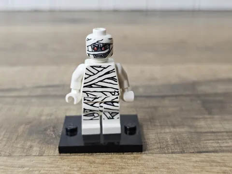 Lego Monster Fighters MUMMY MINIFIG - Halloween White Gray Zombie Head 