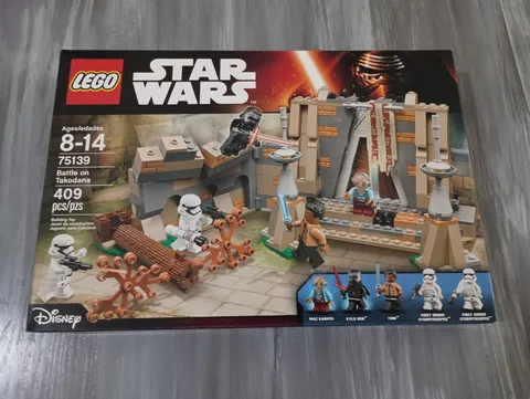 Lego Star Wars #75139 Battle on Takodana MISB  409 pieces!
