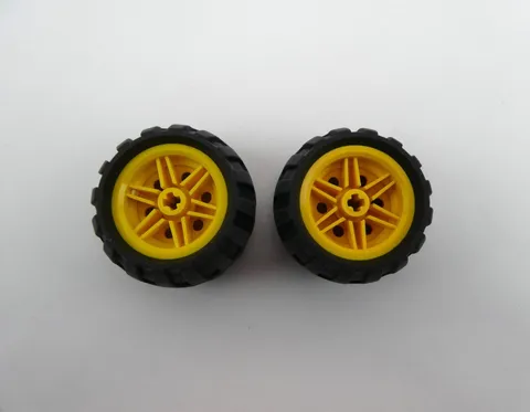 Lego Technic Yellow Wheel 56145 + Small Balloon Tire 43.2 x 26 61481 ~ Set of 2