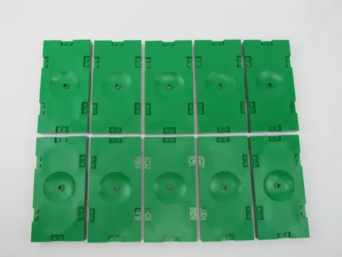 Lego Lot of 10 Green Soccer Football Sports Field Sections 8 x 16 Part # 30489