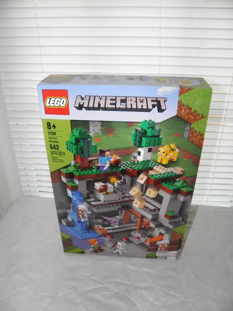LEGO Minecraft: The First Adventure (21169) NEW