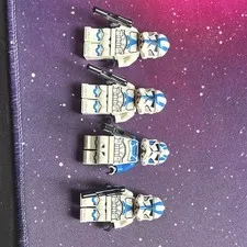 4 LEGO Star Wars 501st Legion Clone Trooper Minifigures w/ Blasters