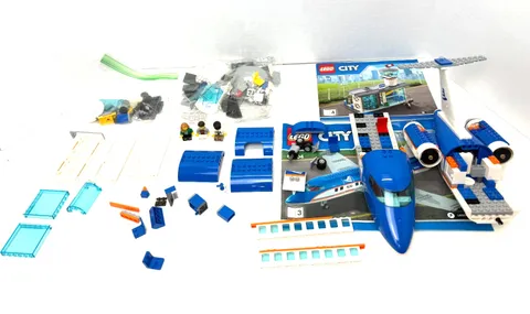 LEGO City 60104 Airport Passenger Terminal Plane Parts Minifigs Manuals Incomple