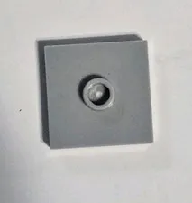 87580 LEGO Plate Modified 2x2 Groove 1 Stud Center Jumper LIGHT BLUISH GRAY