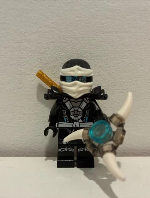 LEGO 70737 Ninjago Zane Possession Deepstone Armor Authentic Near Mint Genuine
