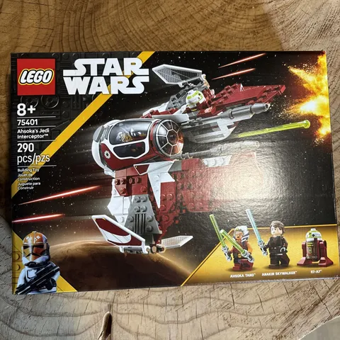 LEGO Star Wars: Ahsoka's Jedi Interceptor (75401)