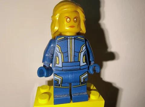 LEGO Marvel Super Heroes Ayesha Minifigure $0 Ship W/ Combined Ship!